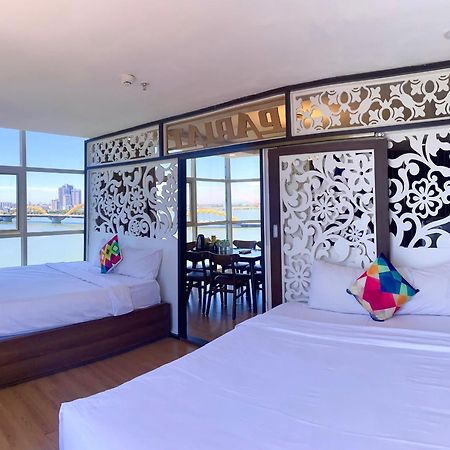Pariat River Front Hotel Дананг Екстер'єр фото