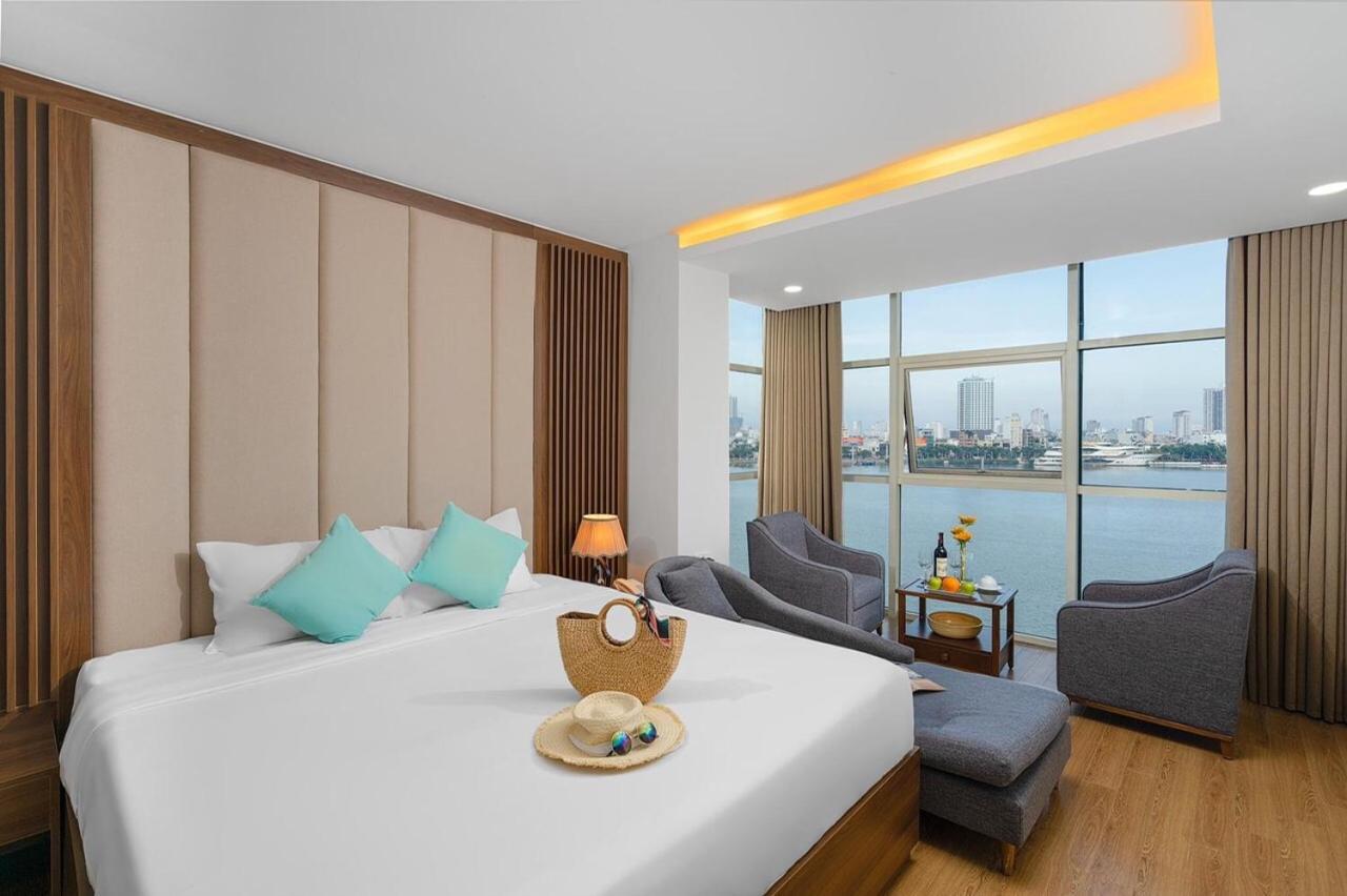 Pariat River Front Hotel Дананг Екстер'єр фото