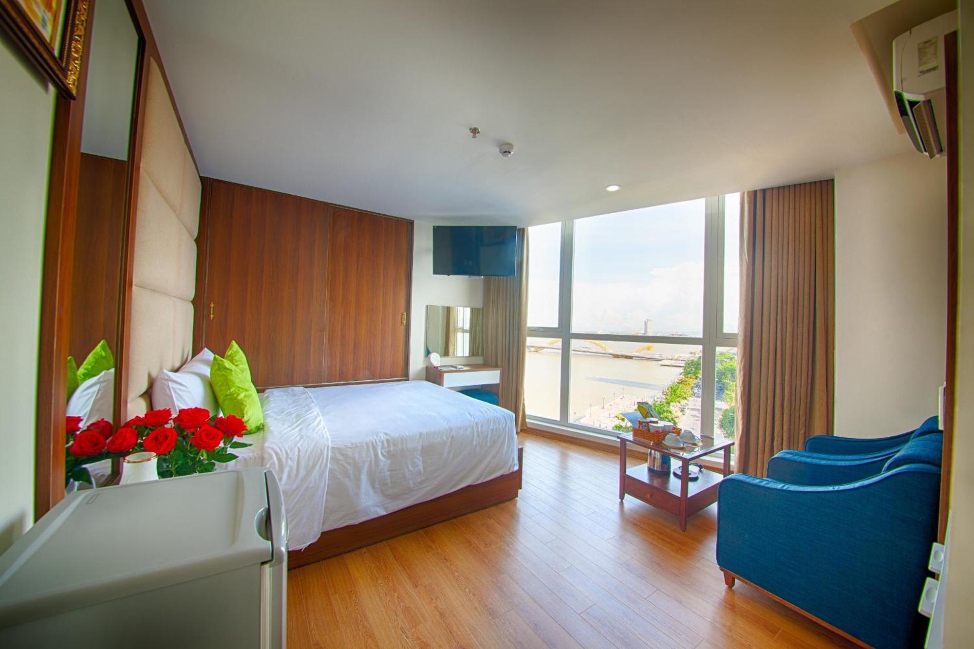 Pariat River Front Hotel Дананг Екстер'єр фото